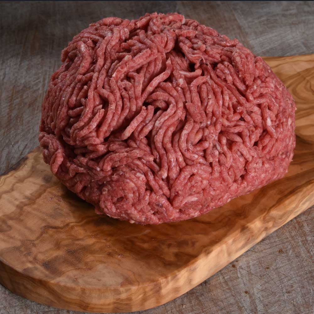 A versatile family favourite, our lean 100% grass fed locally sourced Beef Mince is well worth having to hand in the freezer for last-minute suppers. It has excellent, characterful depth of flavour able to hold its own in all types of dishes.
Perfect for a whole host of family favourites, from homemade burgers to hearty spaghetti bolognese.